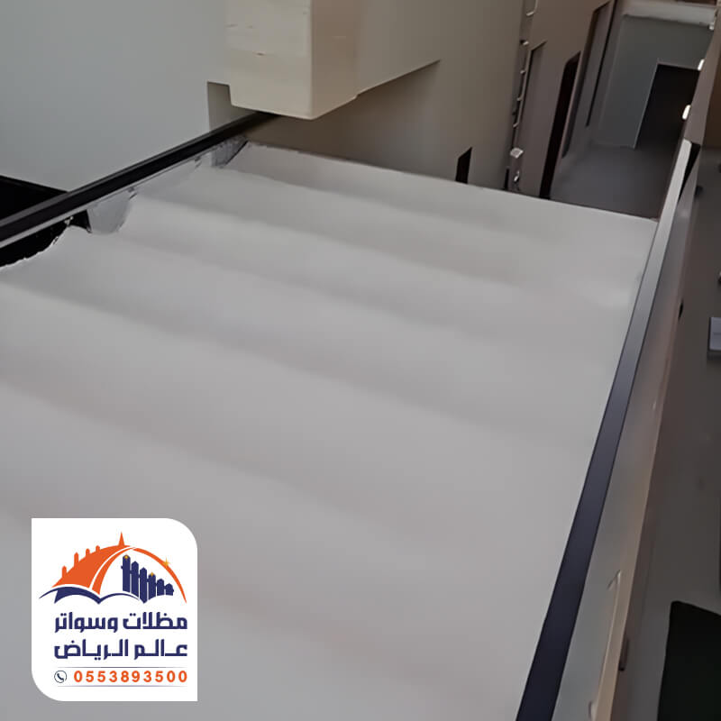 مظلات يدوية سهلة الفتح والاغلاق